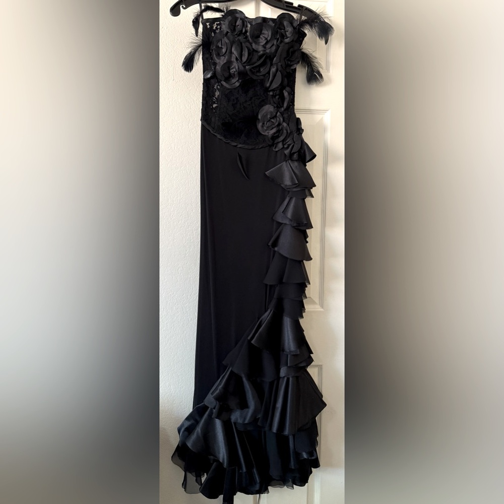 Celo - Black Evening Gown size 0-2